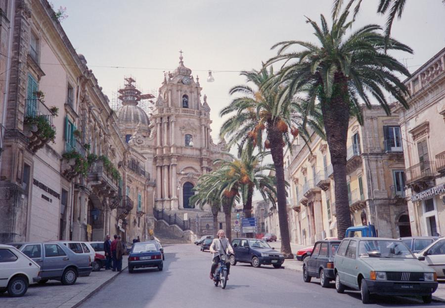Ragusa, Sizilien, Italien 1994
