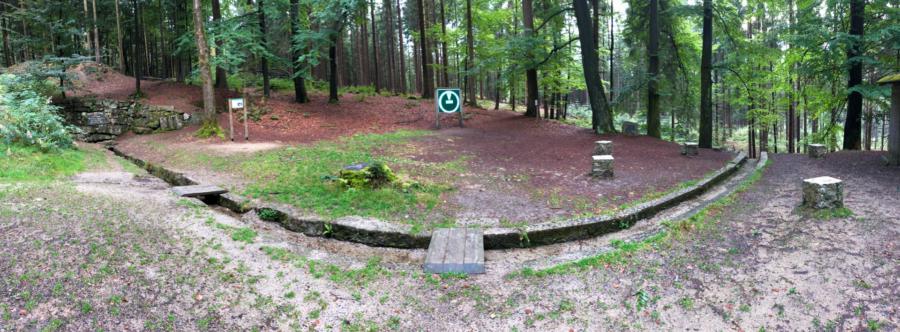 Die Saalequelle bei Münchberg - ein dünnes Rinnsal