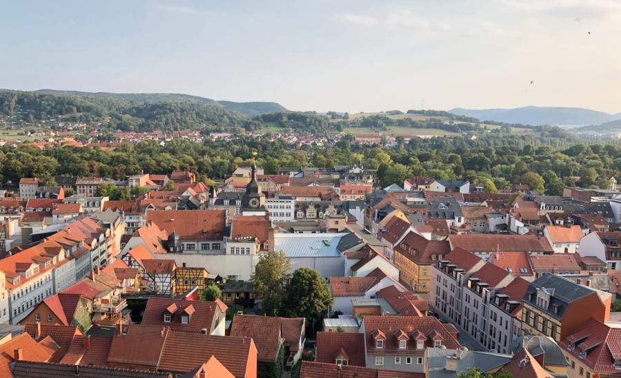 Blick vom Restaurant Günthers an der Heidecksburg auf Rudolstadt