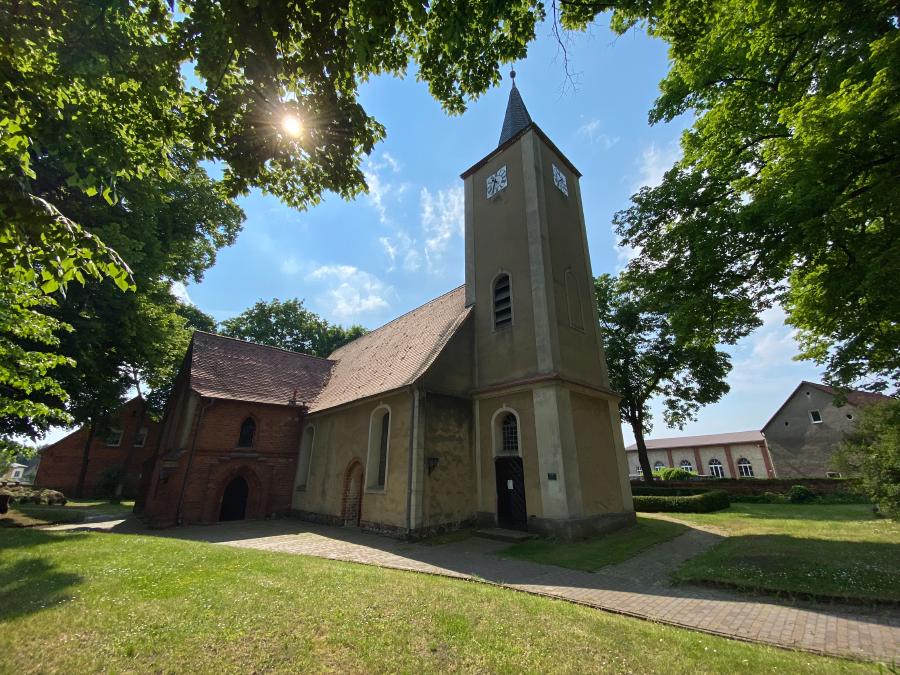 Kirche Nennhausen
