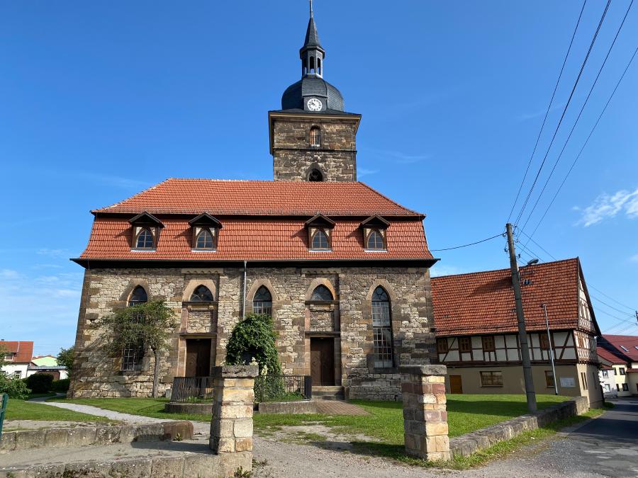 Dorfkirche St Gotthart in Waltershausen