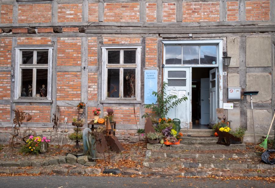 Café Raum für Altes und Schönes