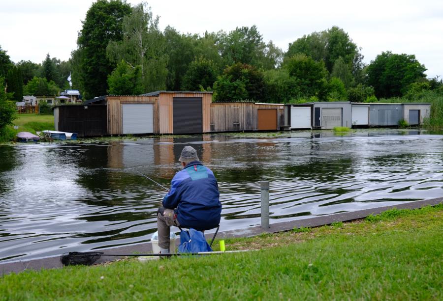 Angler an der Havel in Burgwall