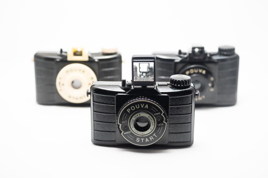 Pouva Start mit eingefahrenem Objektiv