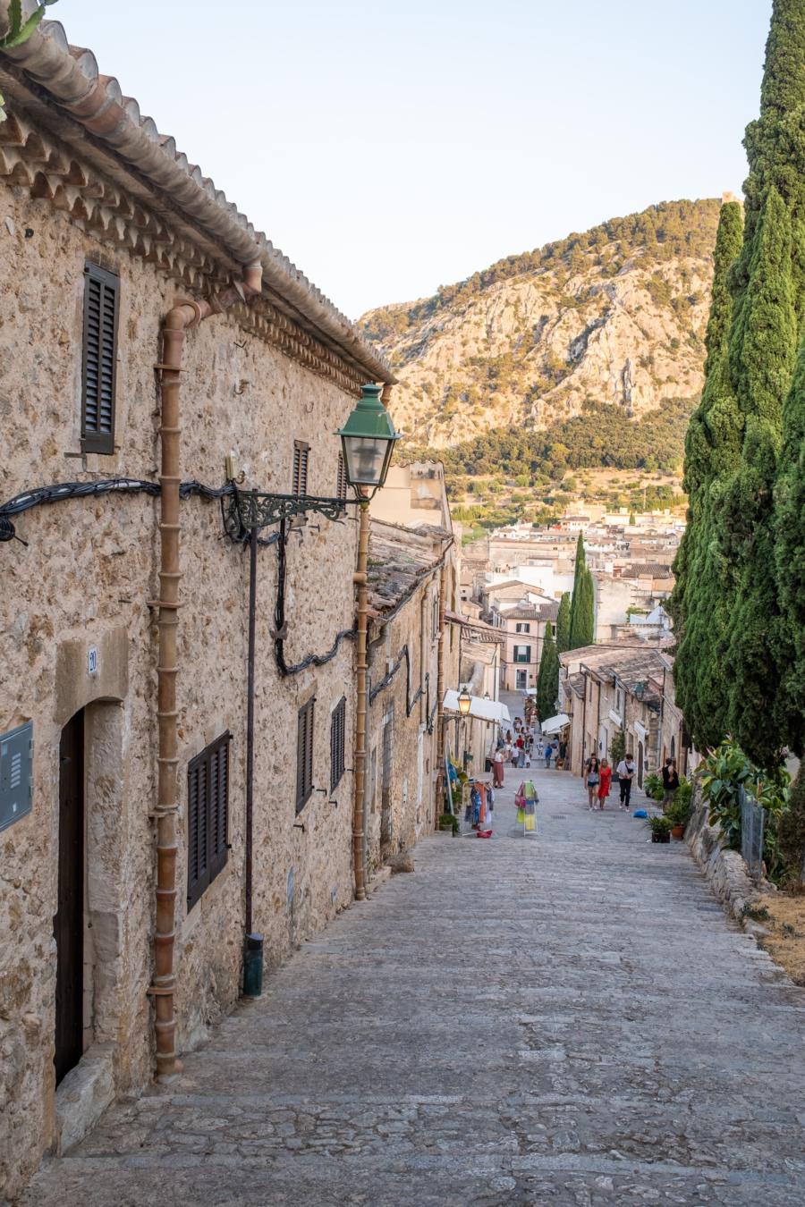 Pollença, Blick auf den Klosterberg