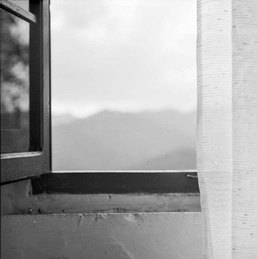 Mugello, Pentacon Six, 80mm Biometar, Agfa