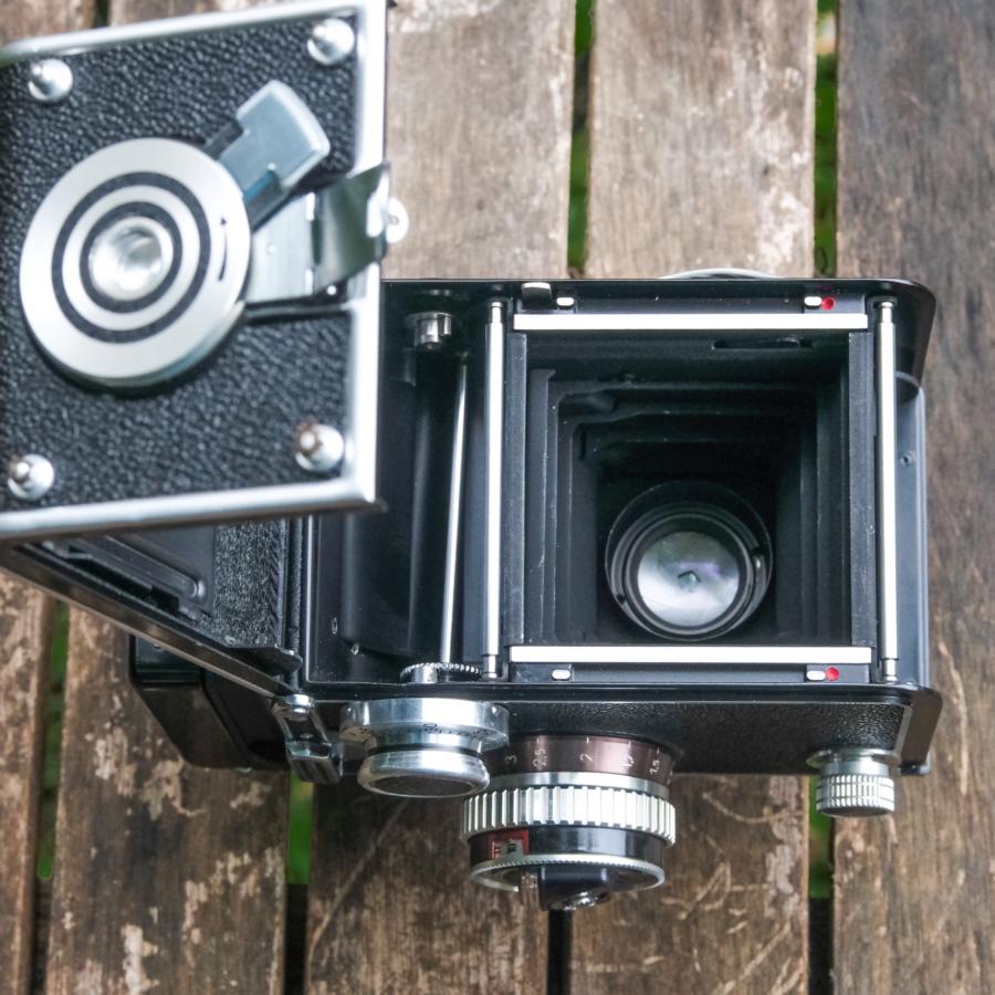 Rolleiflex T - Filmwechsel