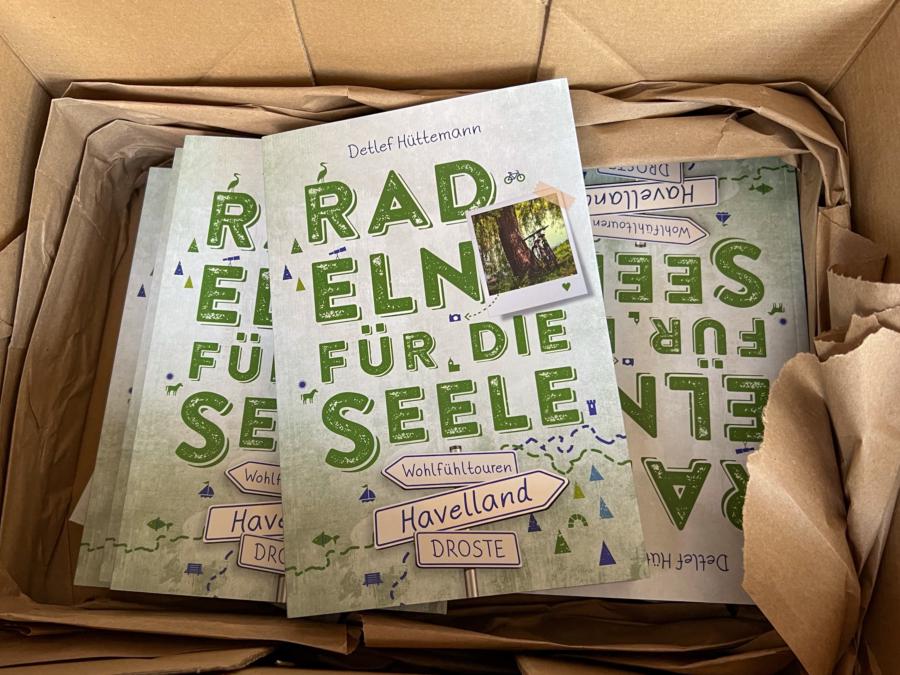 Die Autorenexemplare meines Buches sind angekommen