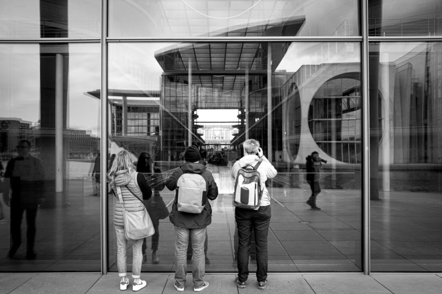 Reflektionen im Regierungsviertel