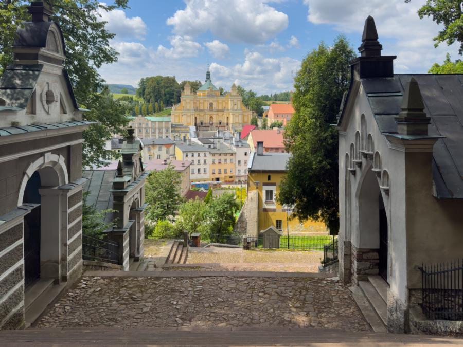 Blick vom Kalvarienberg auf Maria Heimsuchung